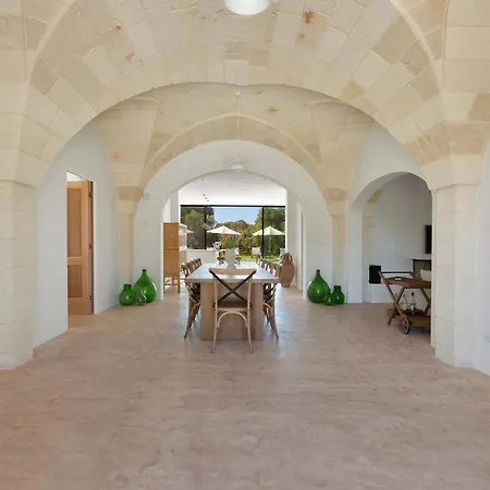 וילה Casa Diora By Perle Di Puglia קרוביניו